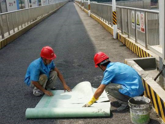 路面水沟防水